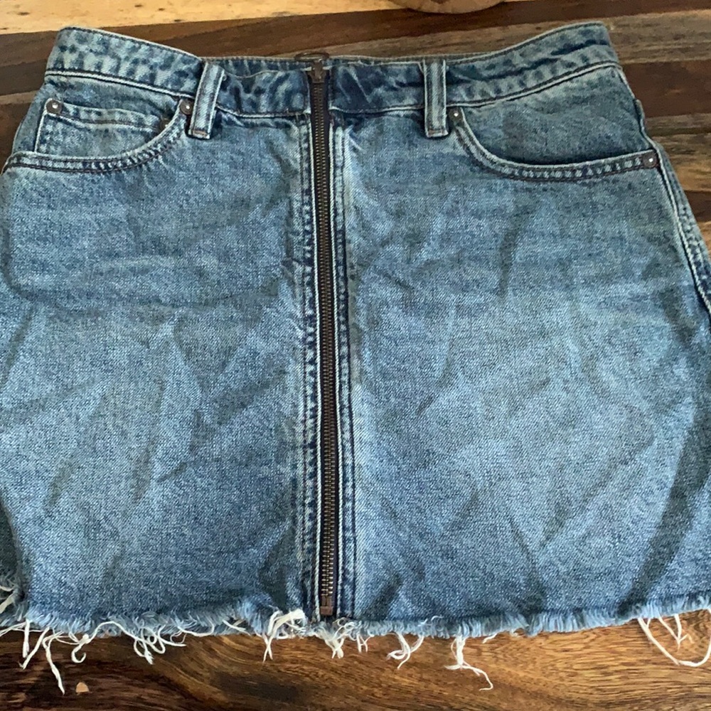 Free People zip up skirt